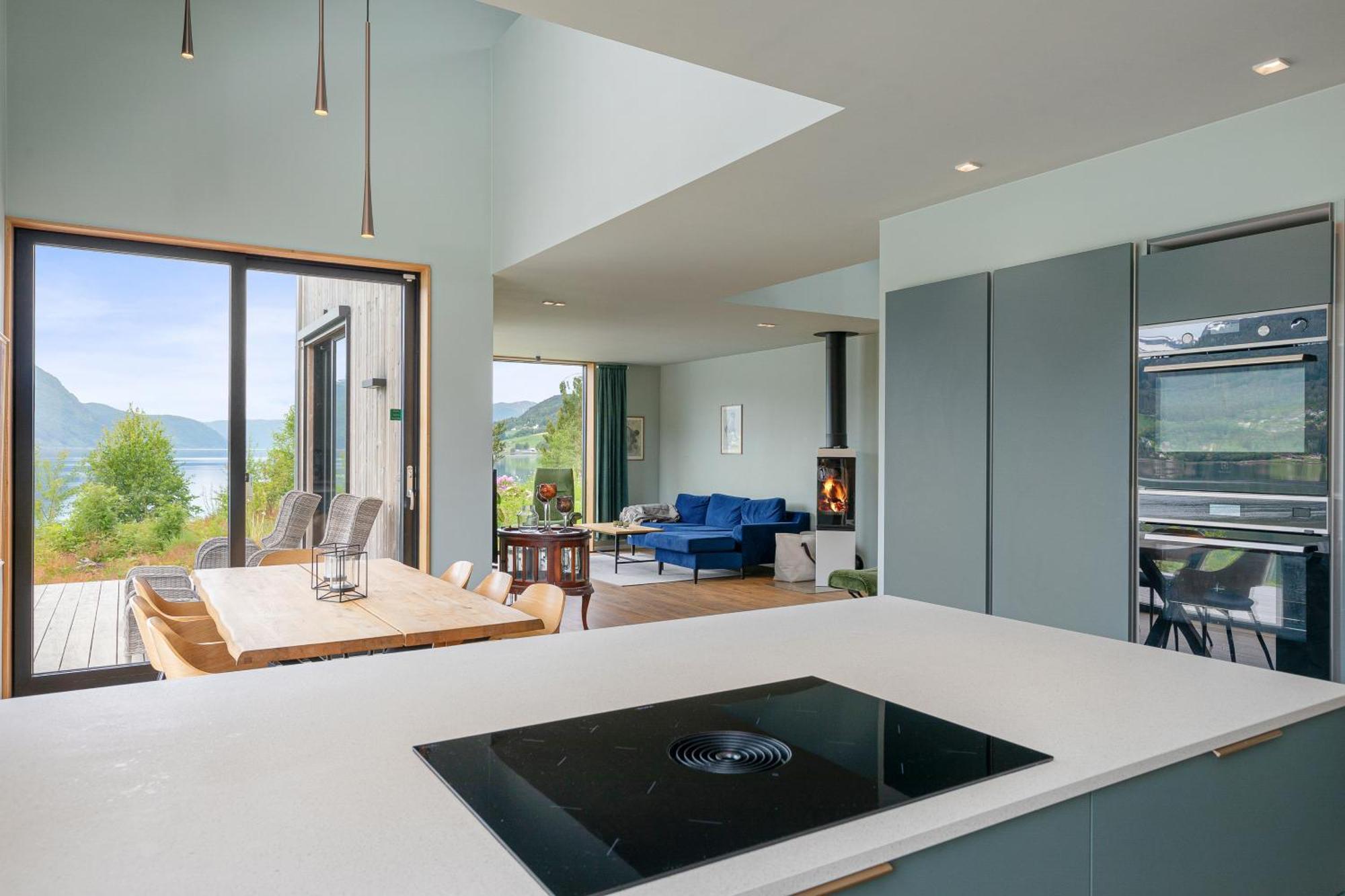 Modern House By The Fjord In Sandane, Nordfjord. Villa *